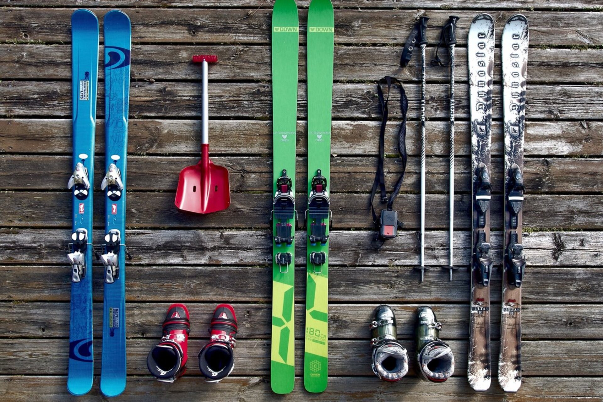 Alpine ski equipment | © Pixabay, Tookapic, 2015