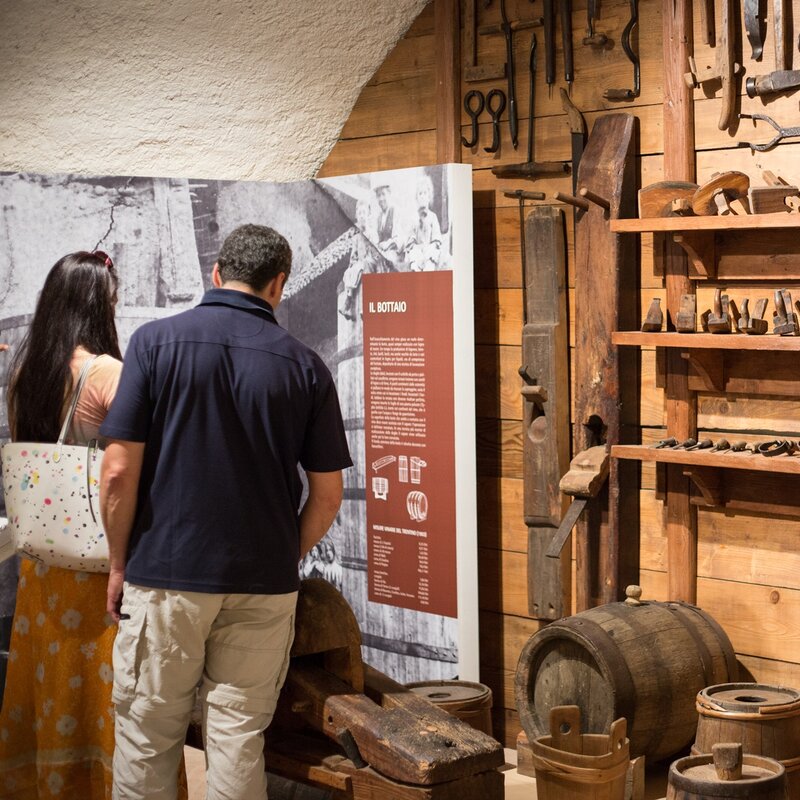 Im Inneren des Museo Entografico Trentino in San Michele all'Adige | © Alfredo Croce, 2017