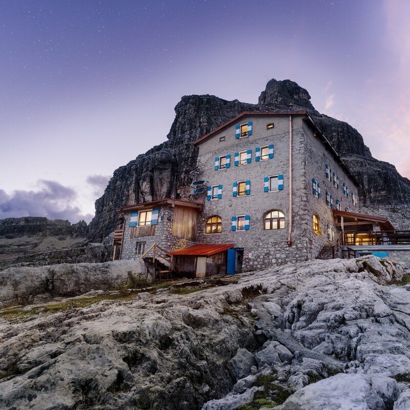 Molveno (Pradél) - Rifugio Croz dell'Altissimo - Rifugio Selvata - Rifugio Pedrotti - Rifugio Selvata - Valle delle Seghe - Molveno