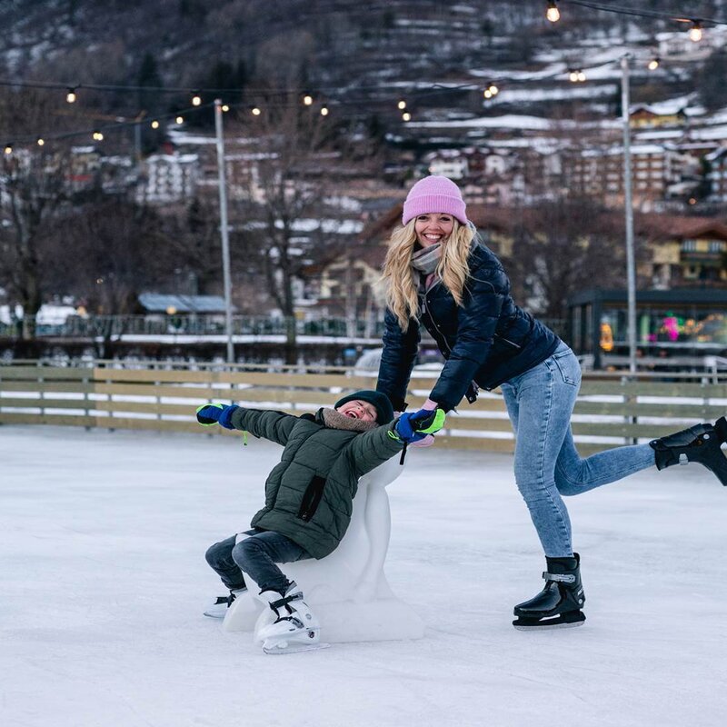 Molveno ice skating