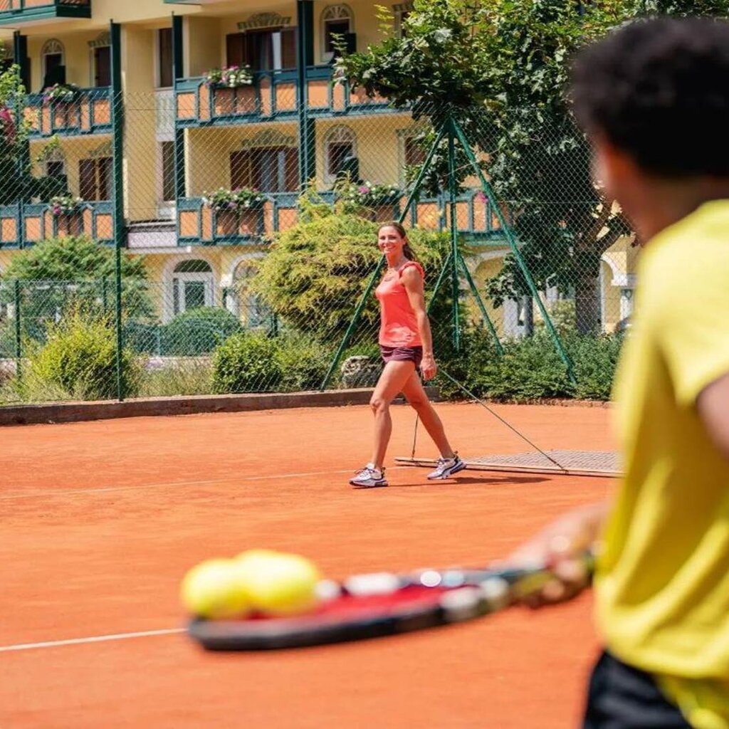 Outdoor Tennis in Molveno